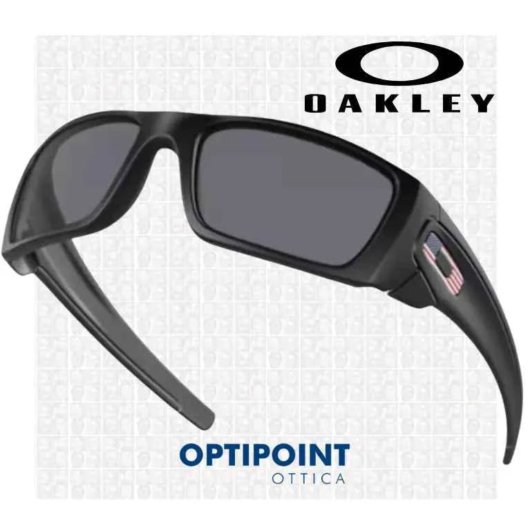 OAKLEY FUEL CELL NERO OPACO OCCHIALI DA SOLE